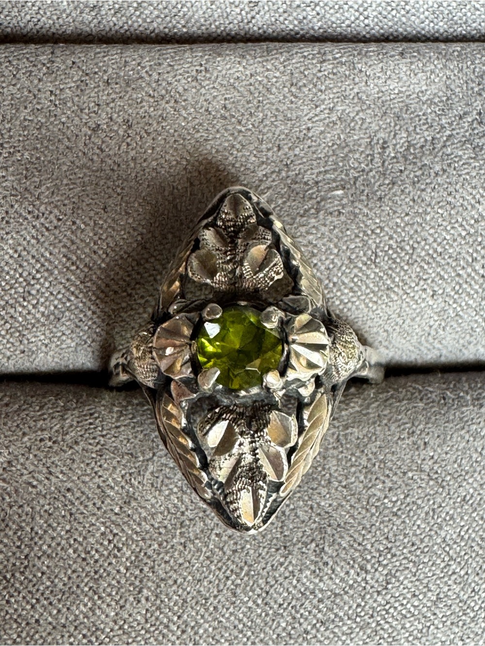 Vintage Sterling Silver Peridot Floral Navette Ring Size 7.75